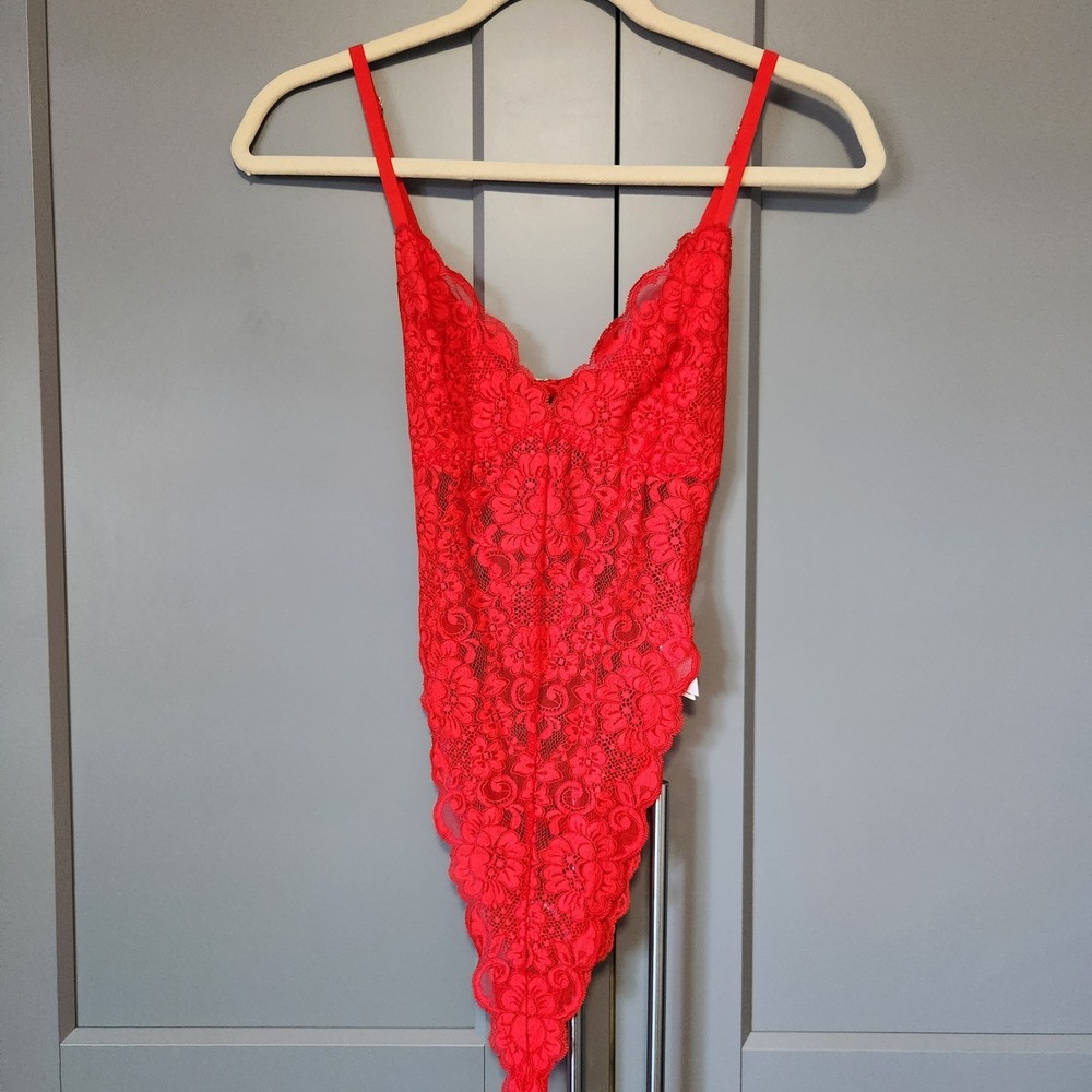 New We Are HAH Red Lace Bodysuit Sustainable Intimates M Medium Lingerie Top NWT